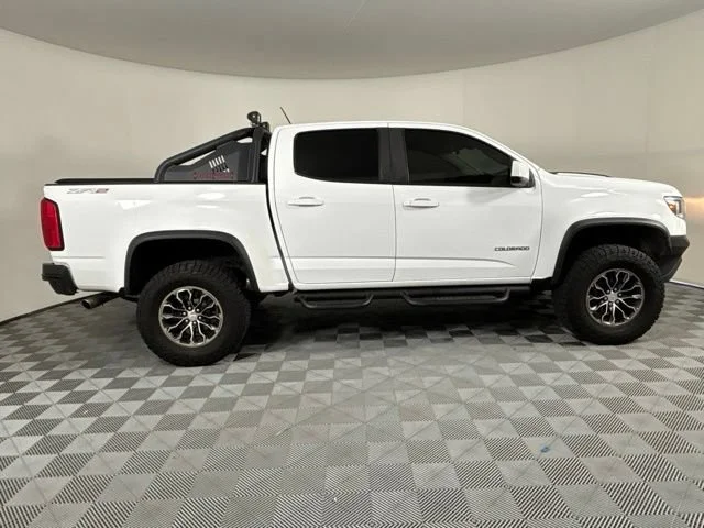 Used 2019 Summit White Chevrolet 4WD ZR2 image 5