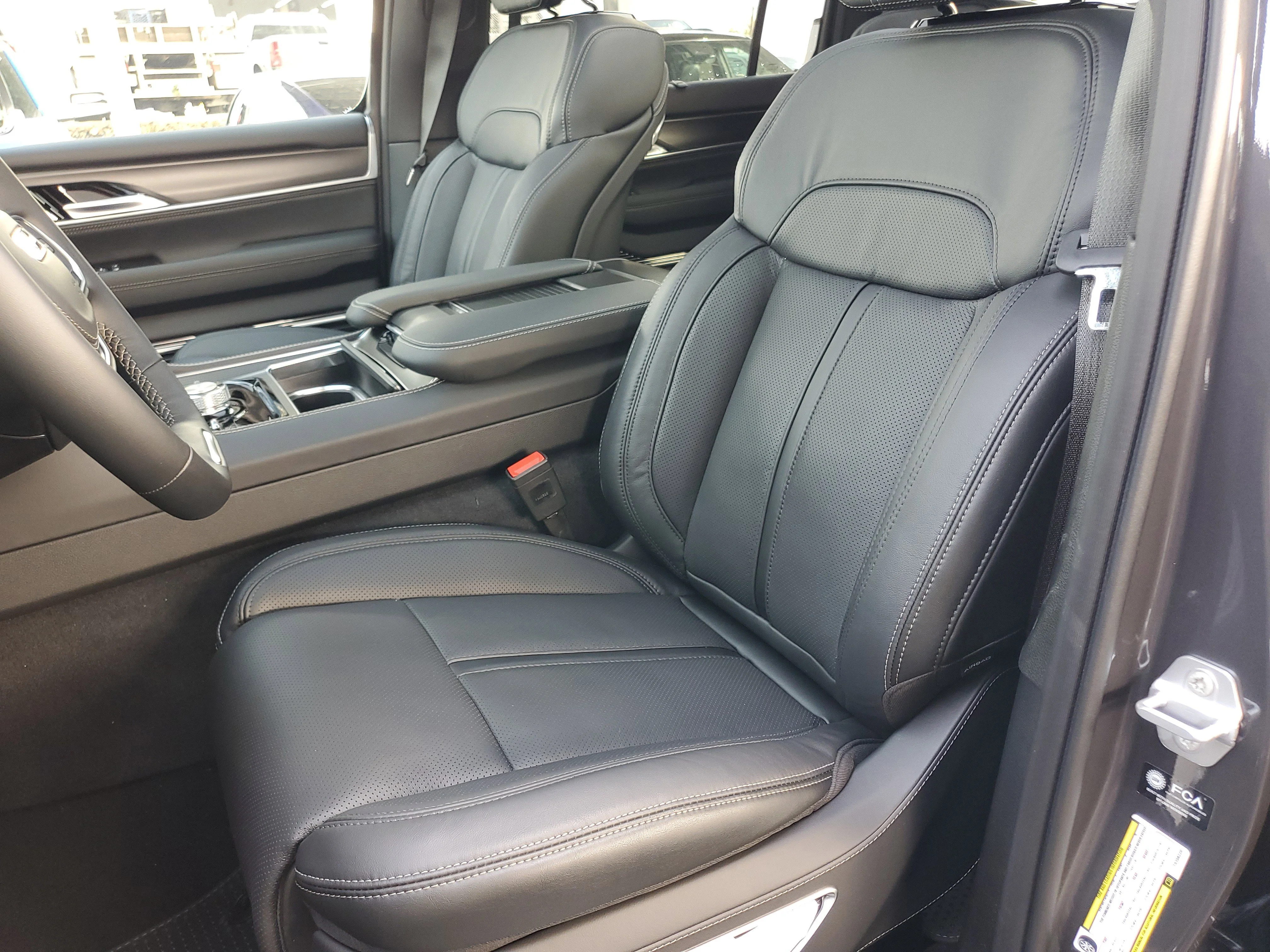 New 2026 Baltic Gray Metallic Clearcoat Jeep Summit Obsidian image 14