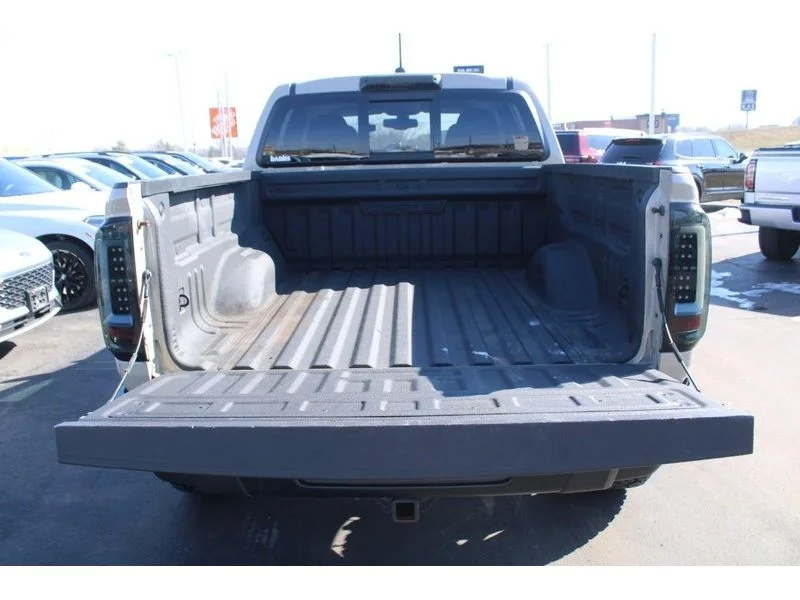 2021 Chevrolet Colorado ZR2 - Photo 7