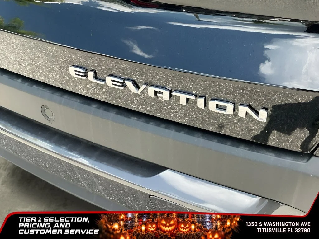 New 2027 Ebony Twilight Metallic GMC Elevation image 43