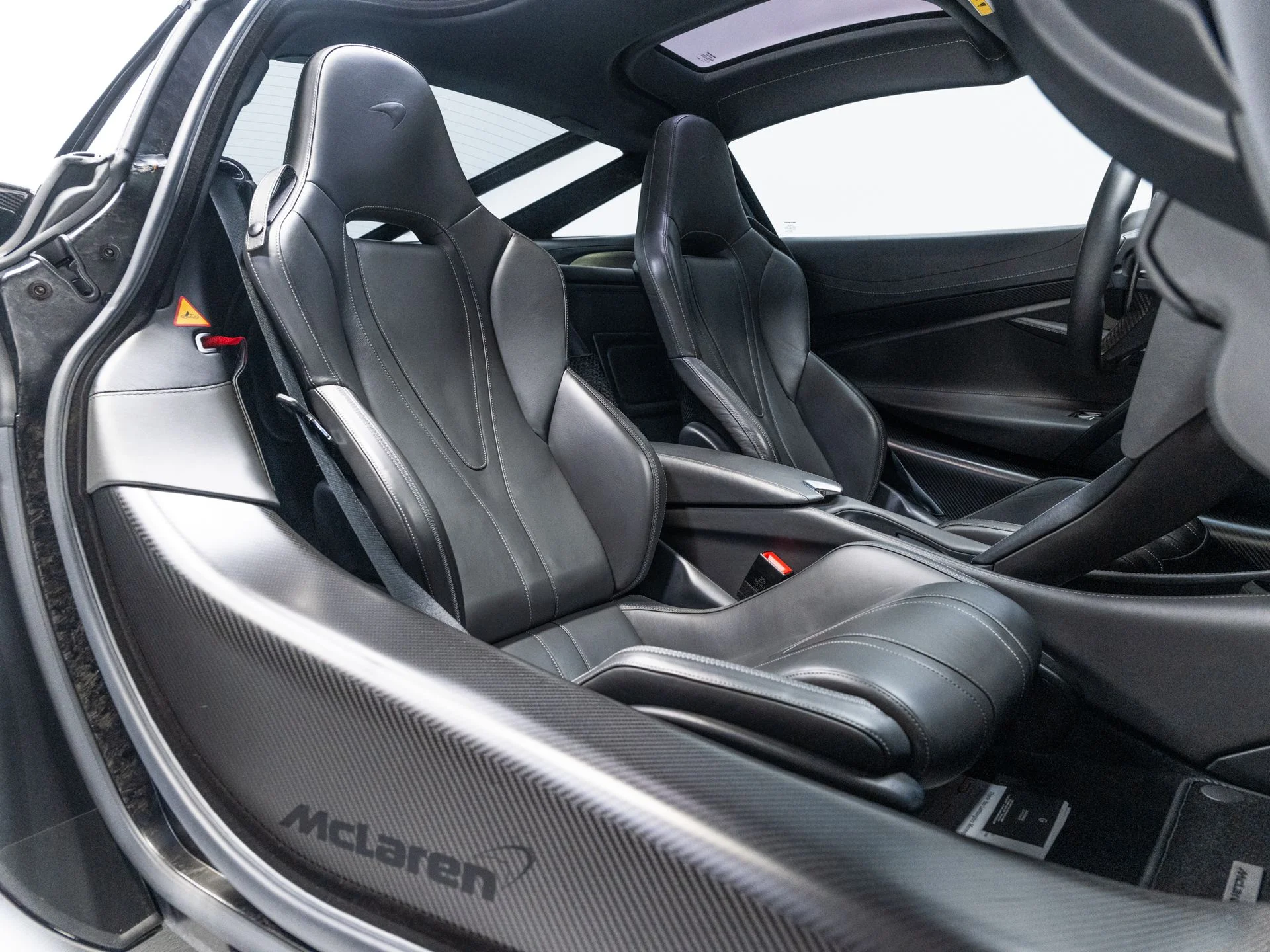 Used 2018 Quartz McLaren Luxury image 90