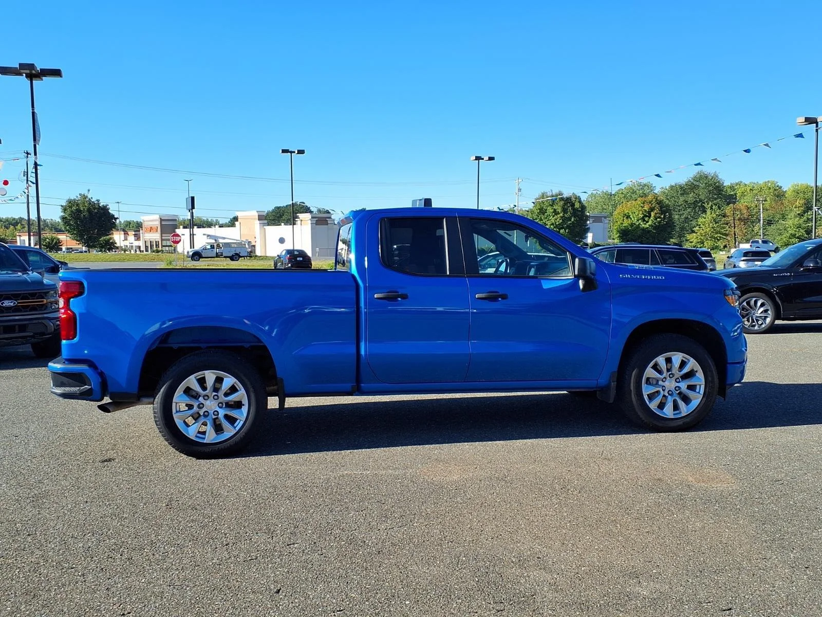 Used 2025 Riptide Blue Metallic Chevrolet Custom image 12