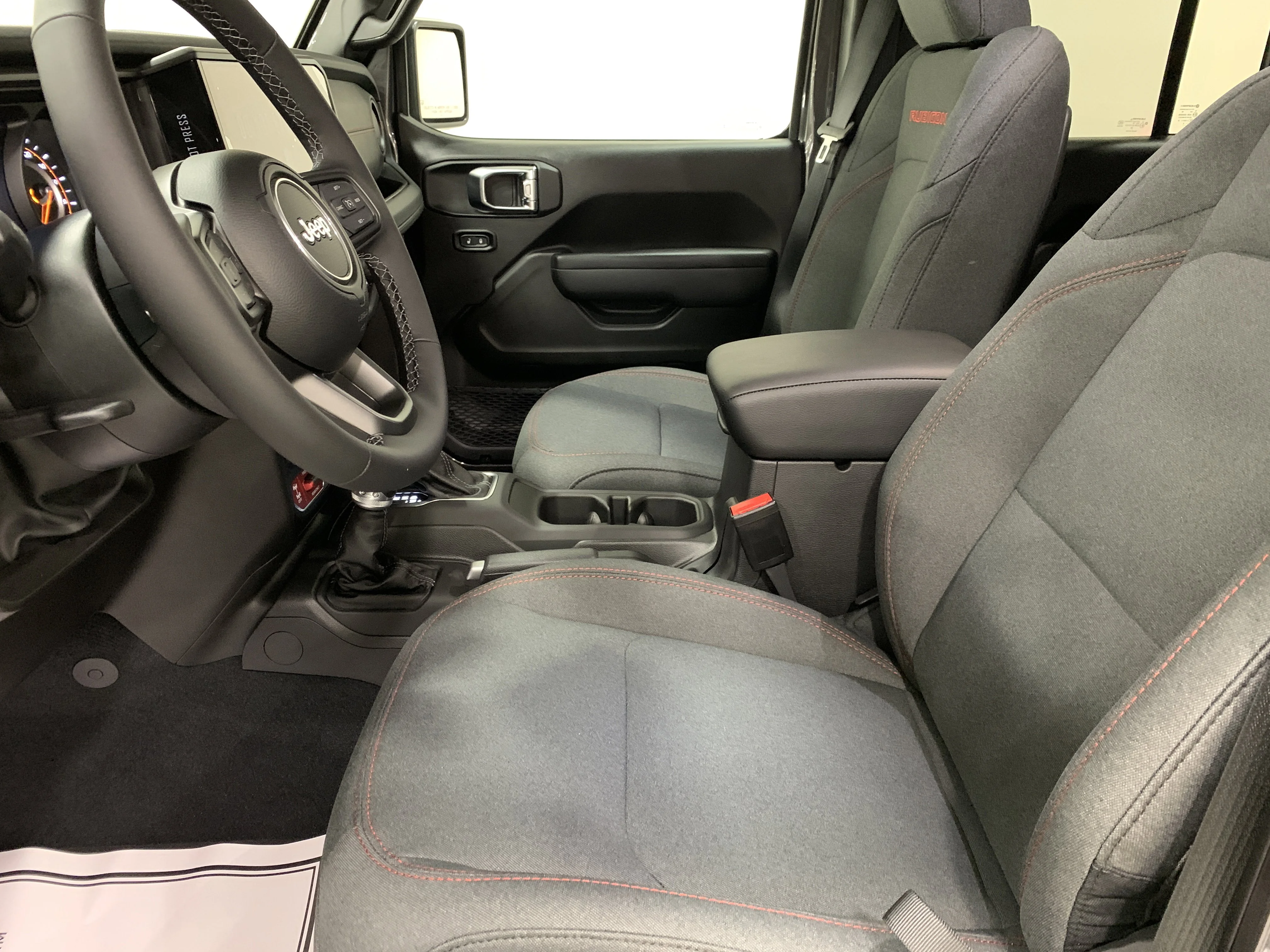 New 2025 Granite Crystal Metallic Jeep Rubicon image 8