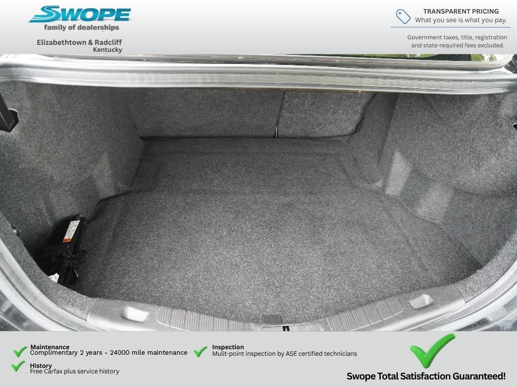 Used 2015 Tuxedo Black Ford SE image 25