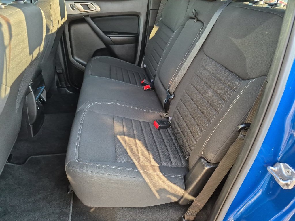 Used 2020 Blue Ford XLT image 21