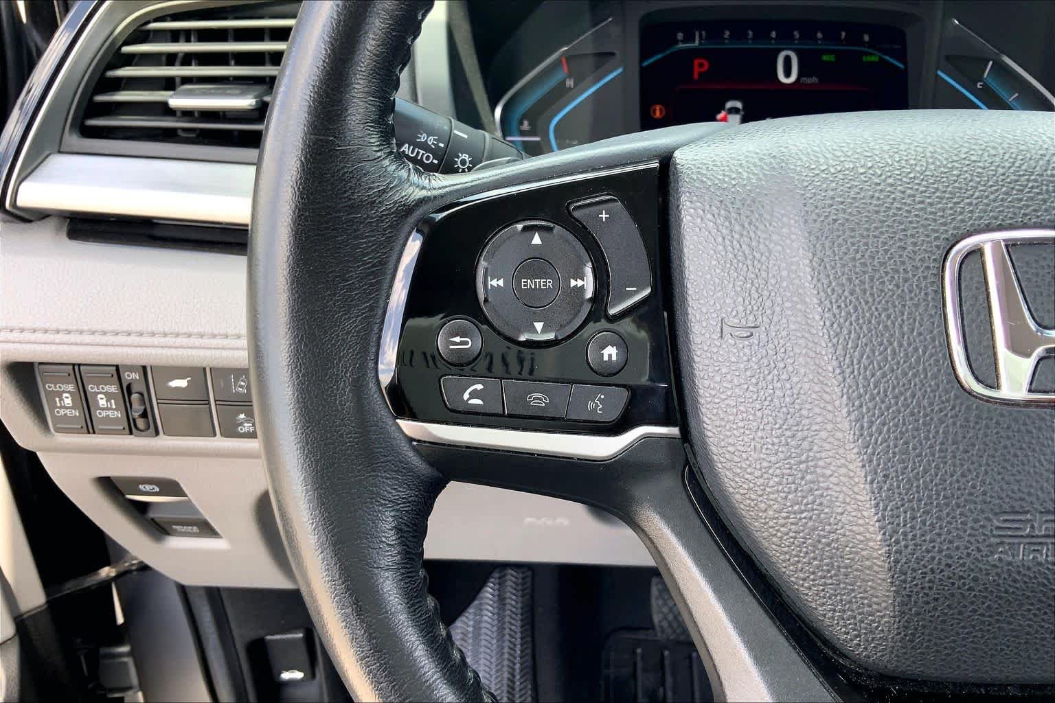 Used 2020 Lunar Silver Metallic Honda Elite image 23