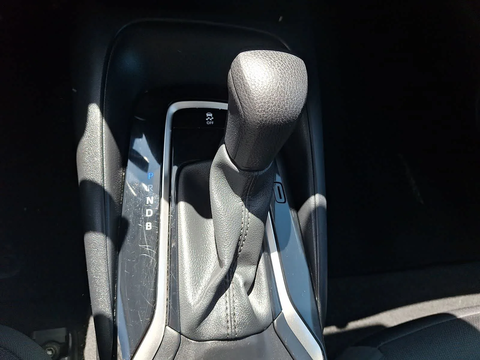 Certified Used 2024 Ice Cap Toyota LE image 17