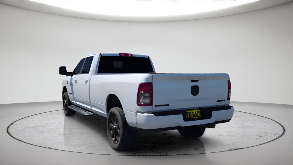 Used 2023 White Ram Big Horn image 9