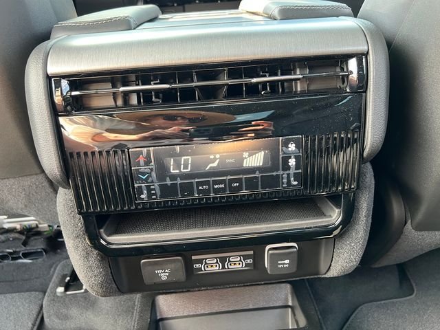New 2026 High Gloss Black Exterior Paint Jeep Limited Reserve image 15