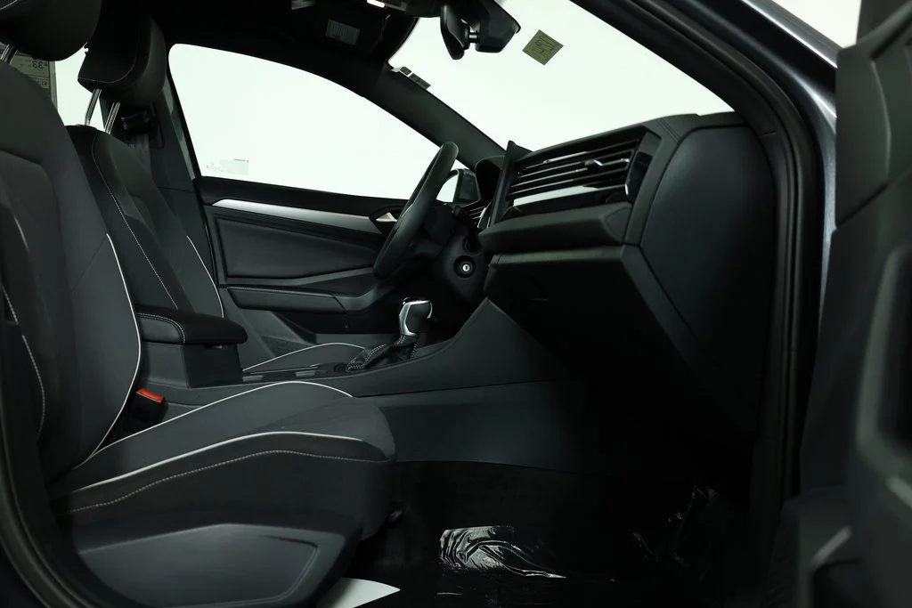 2026 Volkswagen Jetta Sport - Photo 15