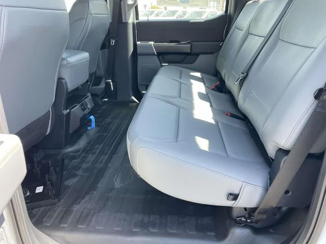 New 2026 Oxford White Ford XL image 9