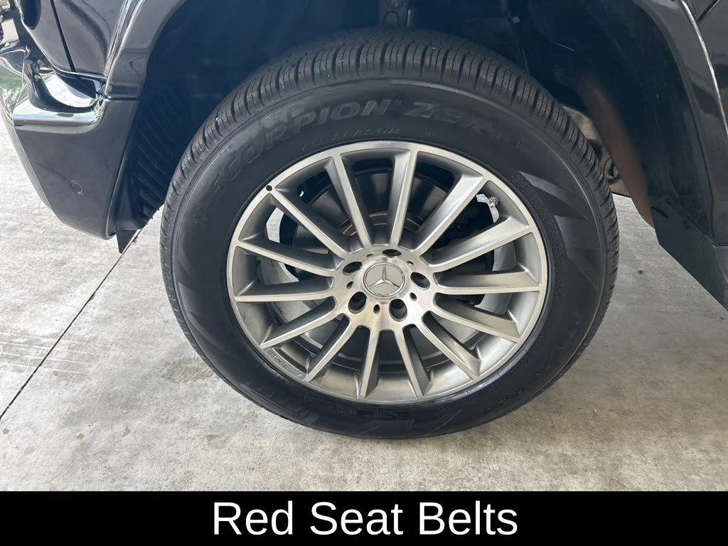 Used 2021 Black Mercedes-Benz G 550 image 17
