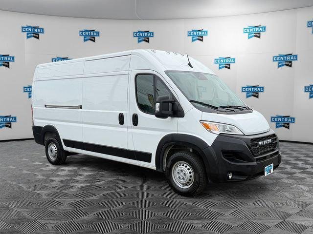 Used 2026 White RAM TRADESMAN image 7