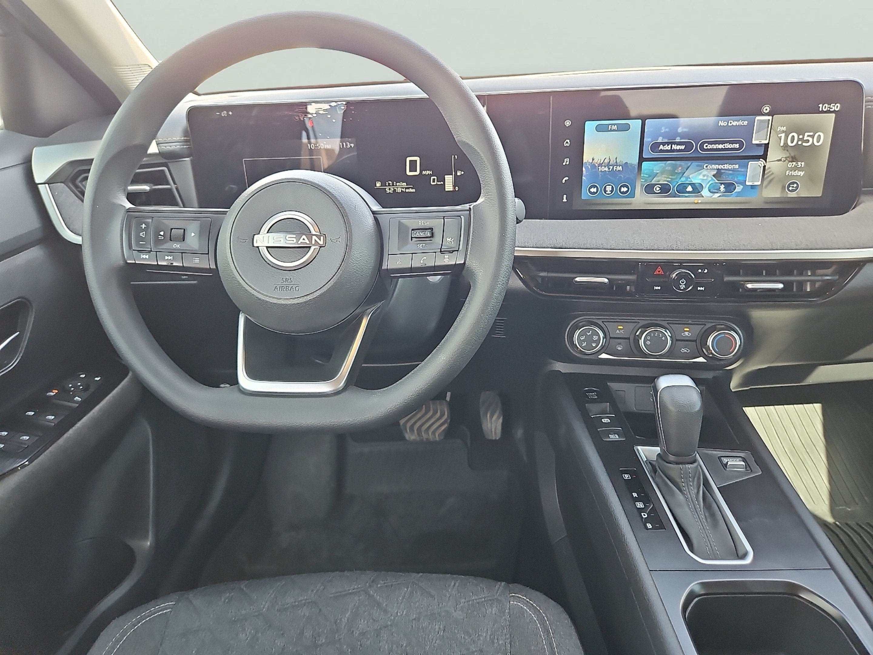 Used 2025 Super Black Nissan SV image 9