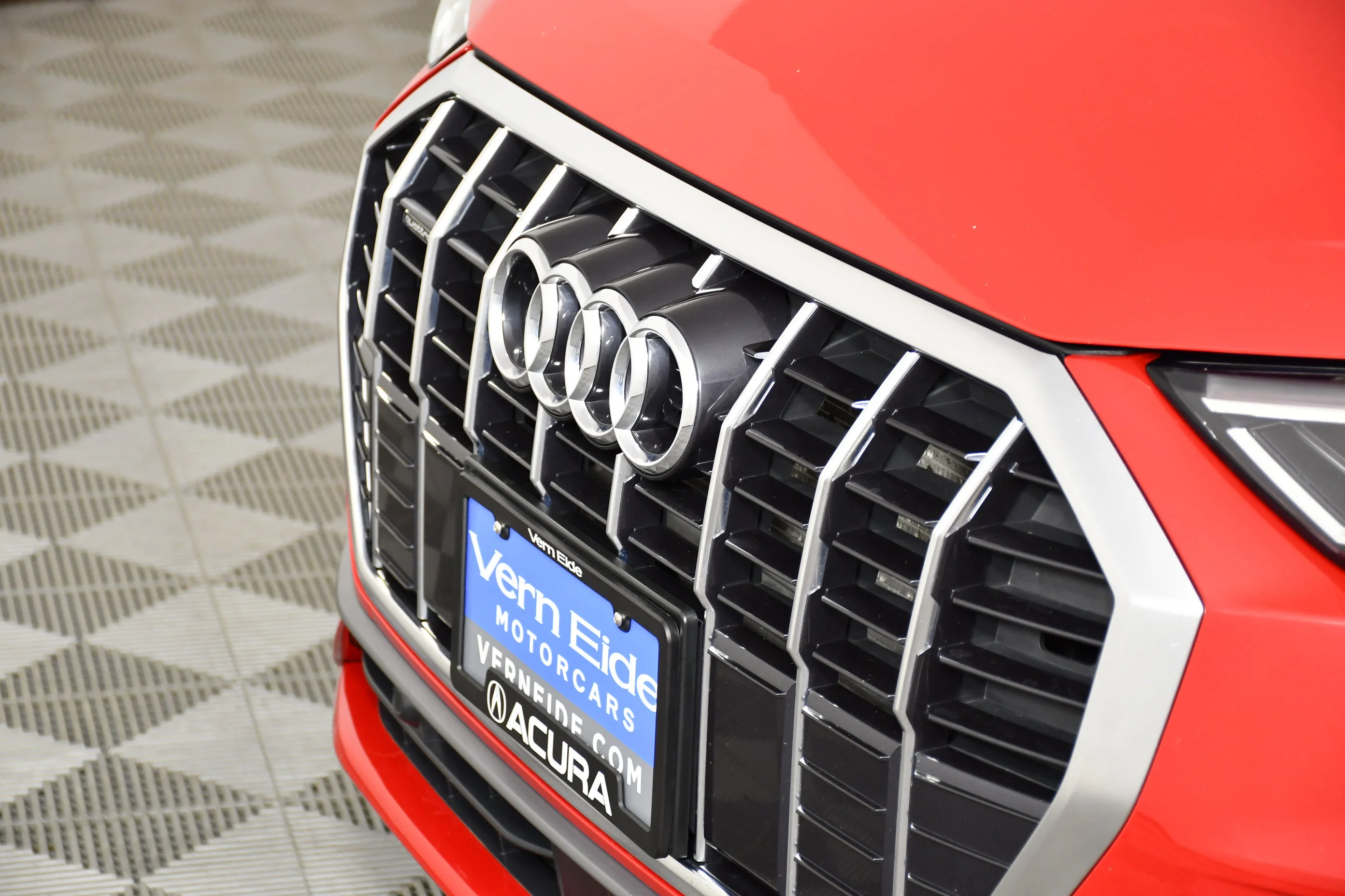 Used 2025 Red Audi S line Premium image 11