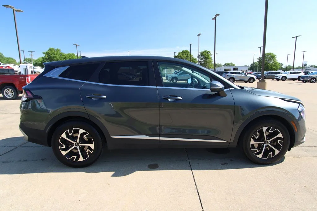 Used 2023 Gray Kia EX image 4
