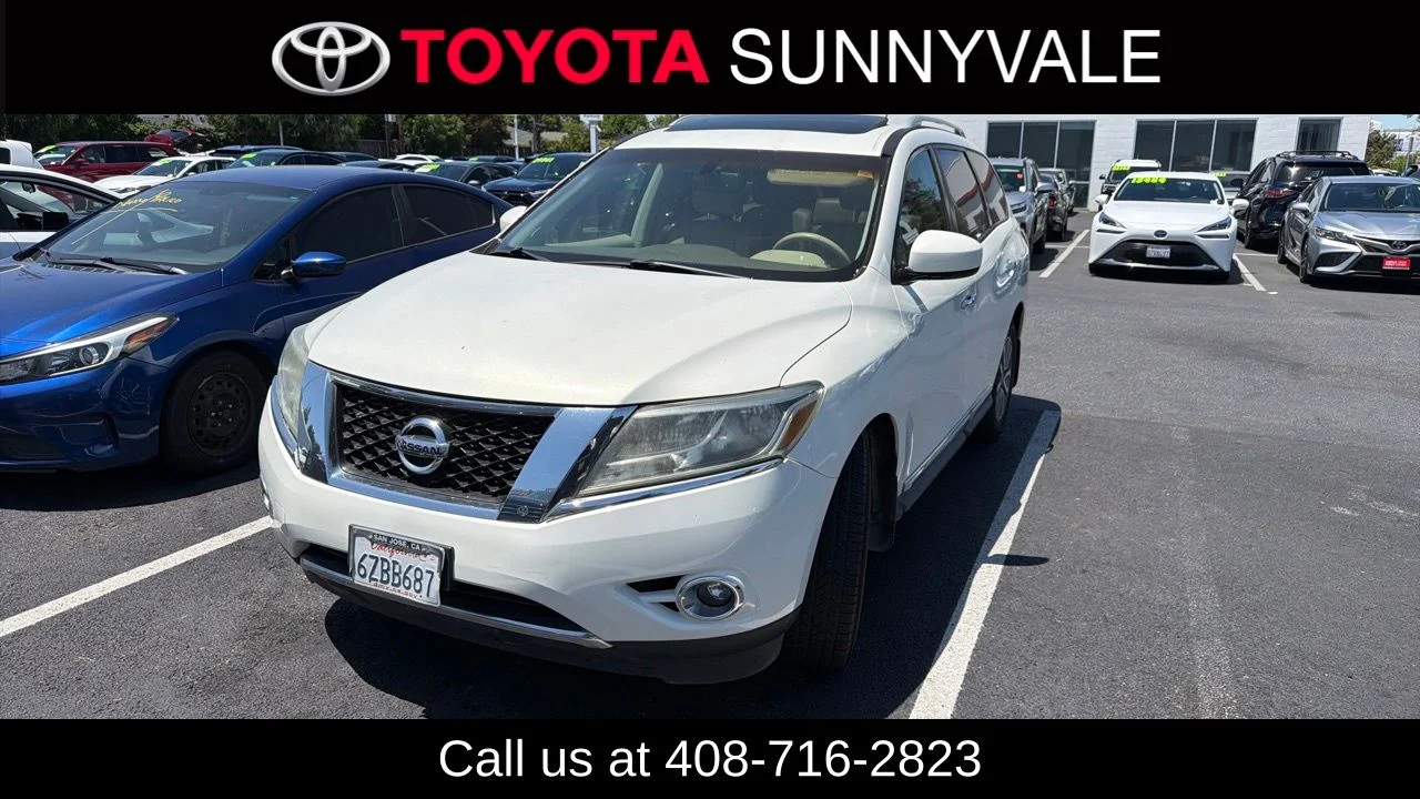 2013 Nissan Pathfinder's photo