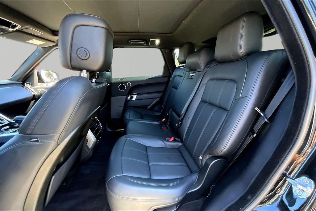 Used 2020  Land Rover HSE image 23