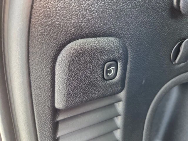 Certified Used 2021 Black Jeep Limited X image 10