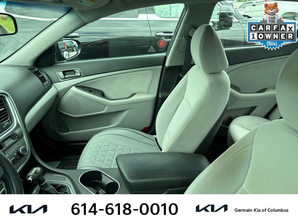 Used 2015 Black Kia LX image 7