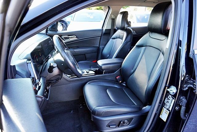 Used 2024 Black Kia EX image 14