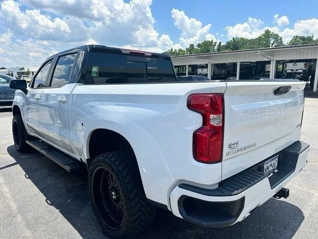 Used 2024 Summit White Chevrolet RST image 20