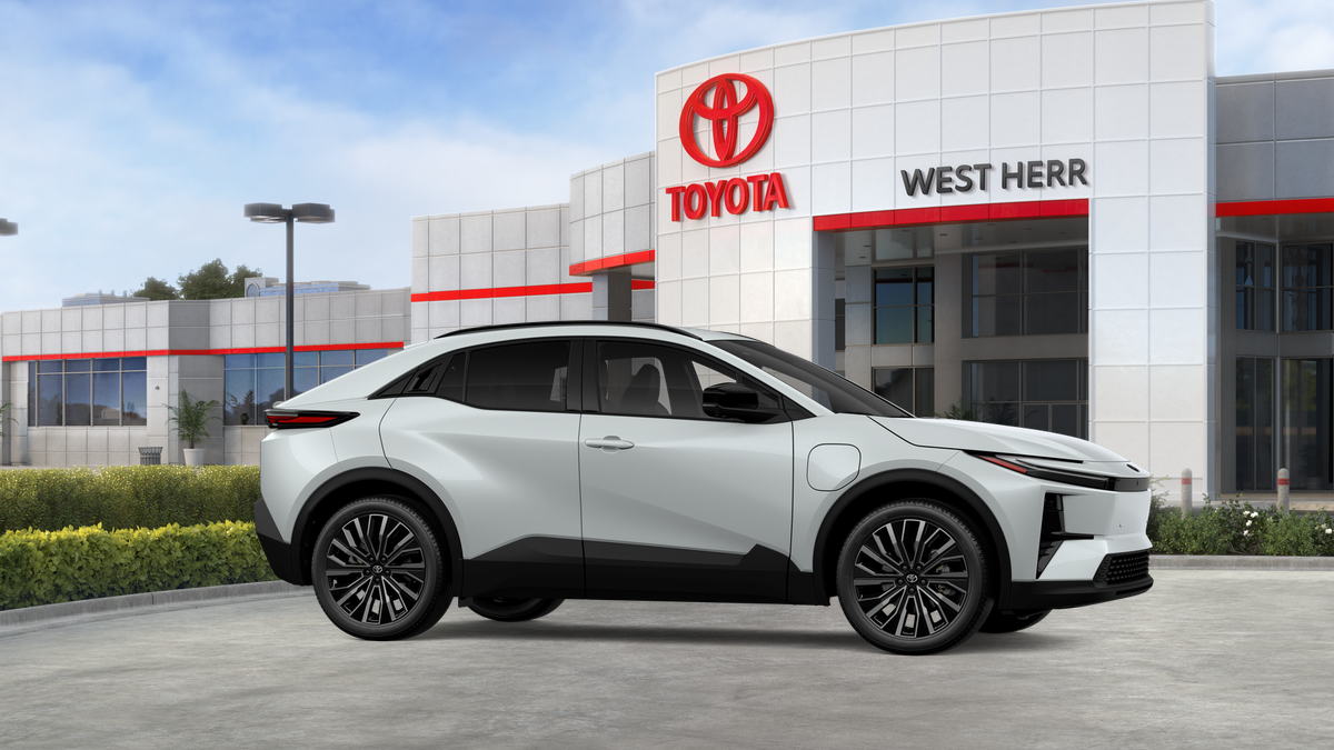 New 2026 Wind Chill Pearl Toyota XSE image 13