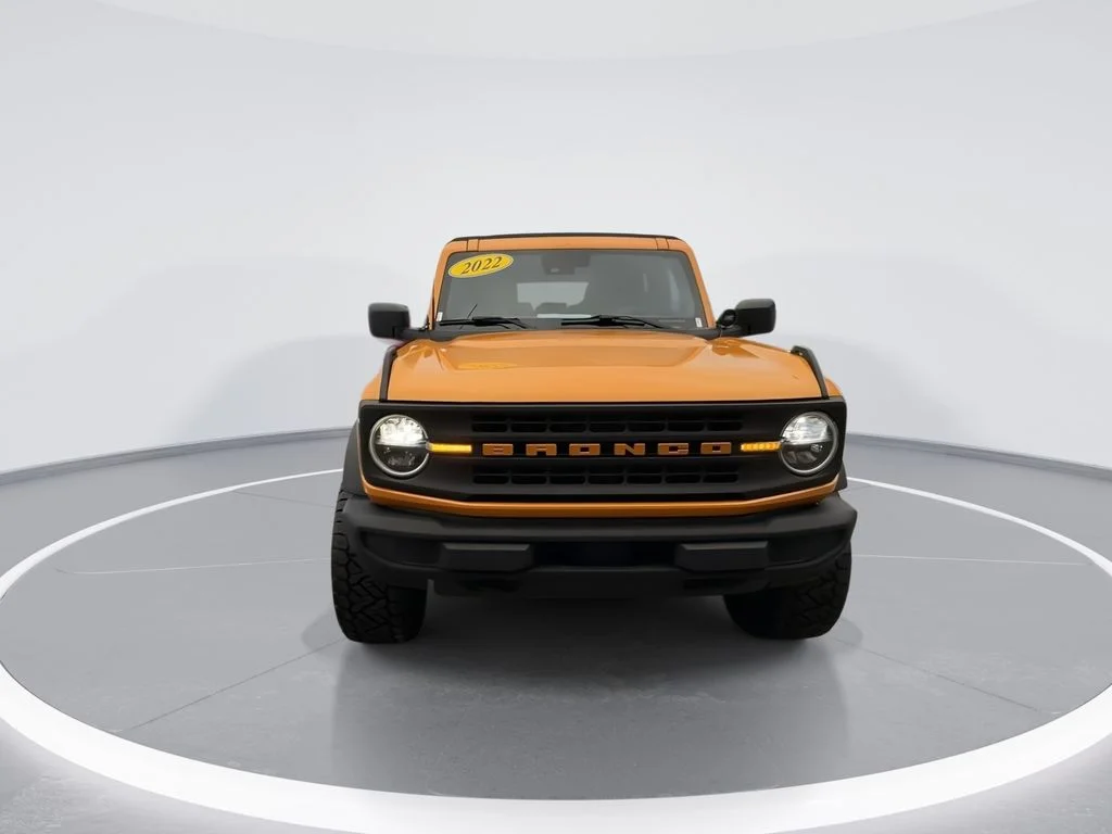 Used 2022 Orange Ford Base image 3