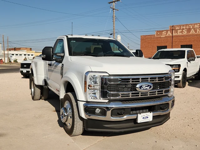 2027 Ford F-450 XLT