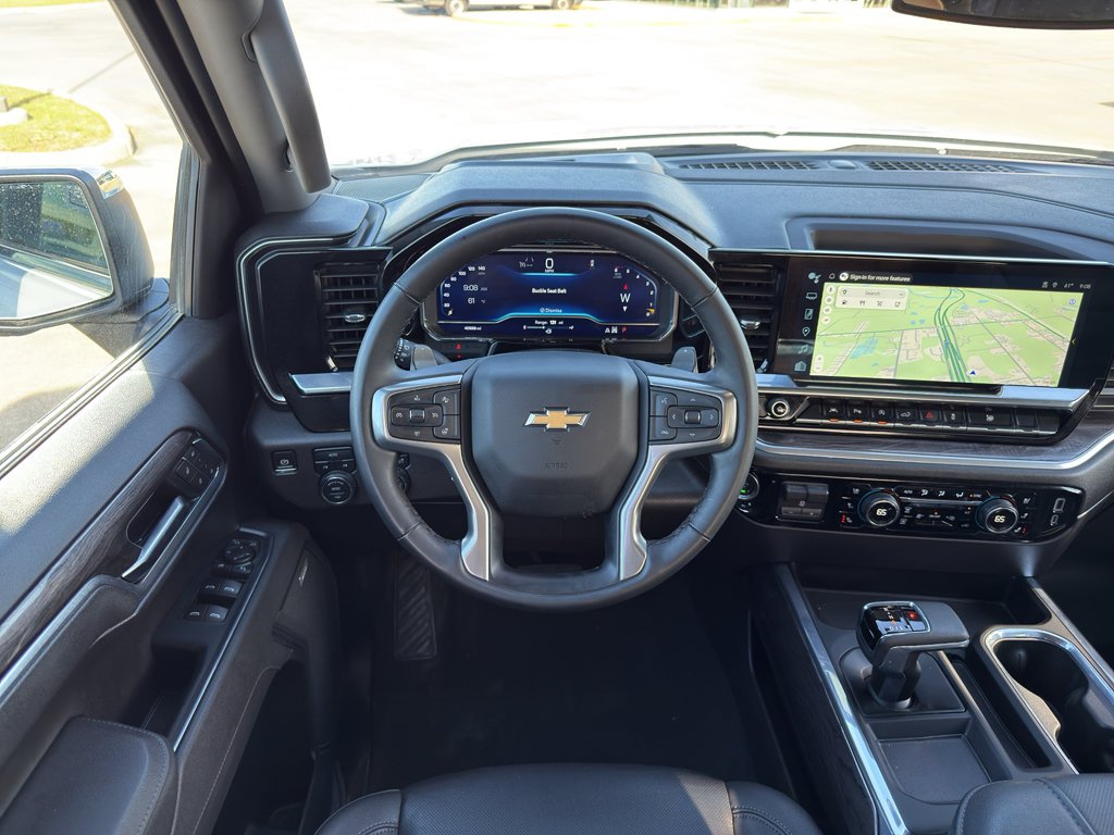 Used 2025 Summit White Chevrolet LTZ image 17