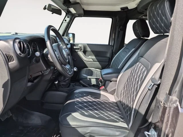 Used 2014 Gray Jeep Sport image 11