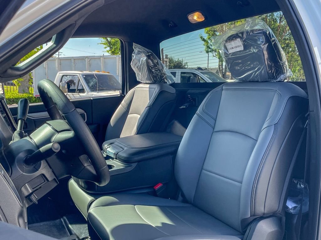 2025 RAM 3500 Chassis Tradesman - Photo 16