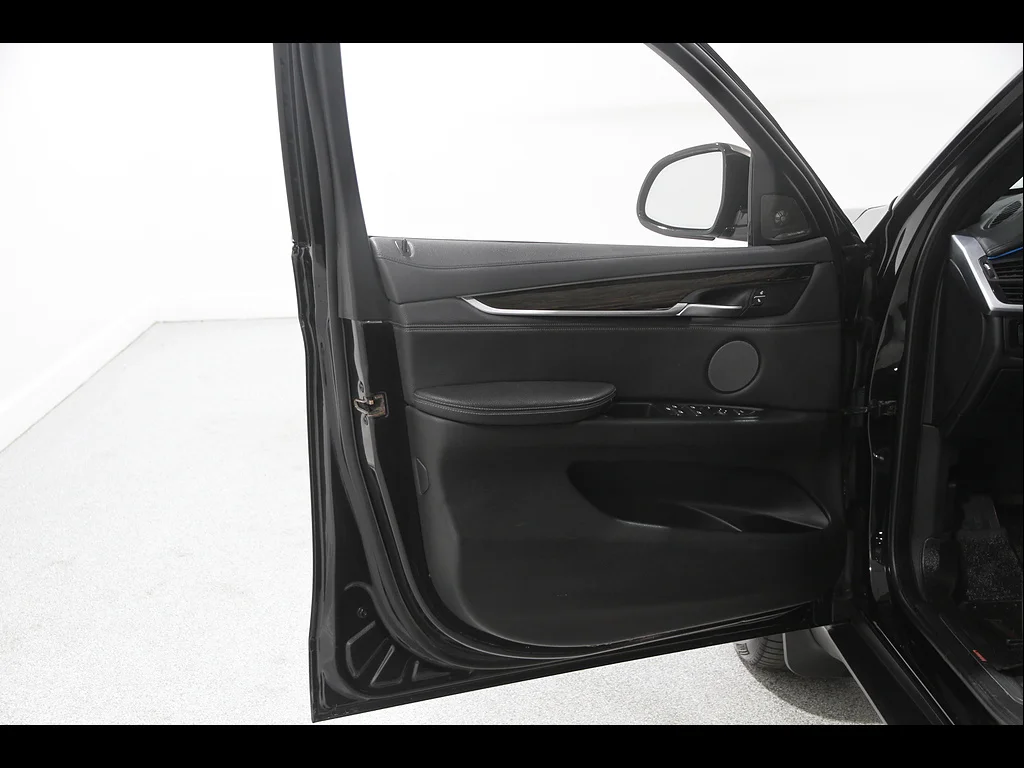 Used 2017 BLACK BMW xDrive35i image 4