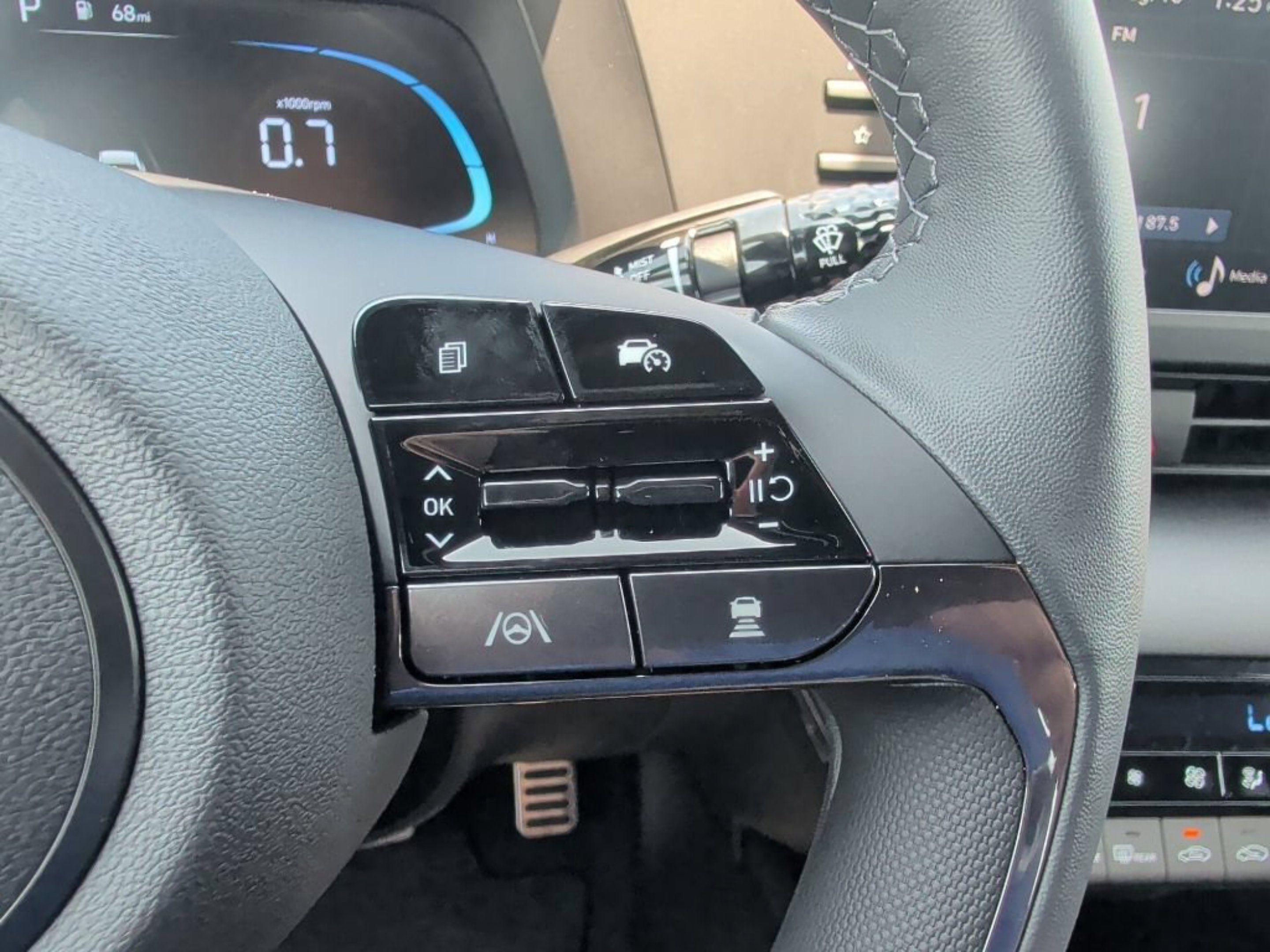 New 2026 Ecotronic Gray Hyundai SEL Sport Premium image 24