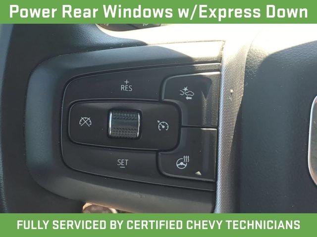Used 2025 White GMC SLT image 27