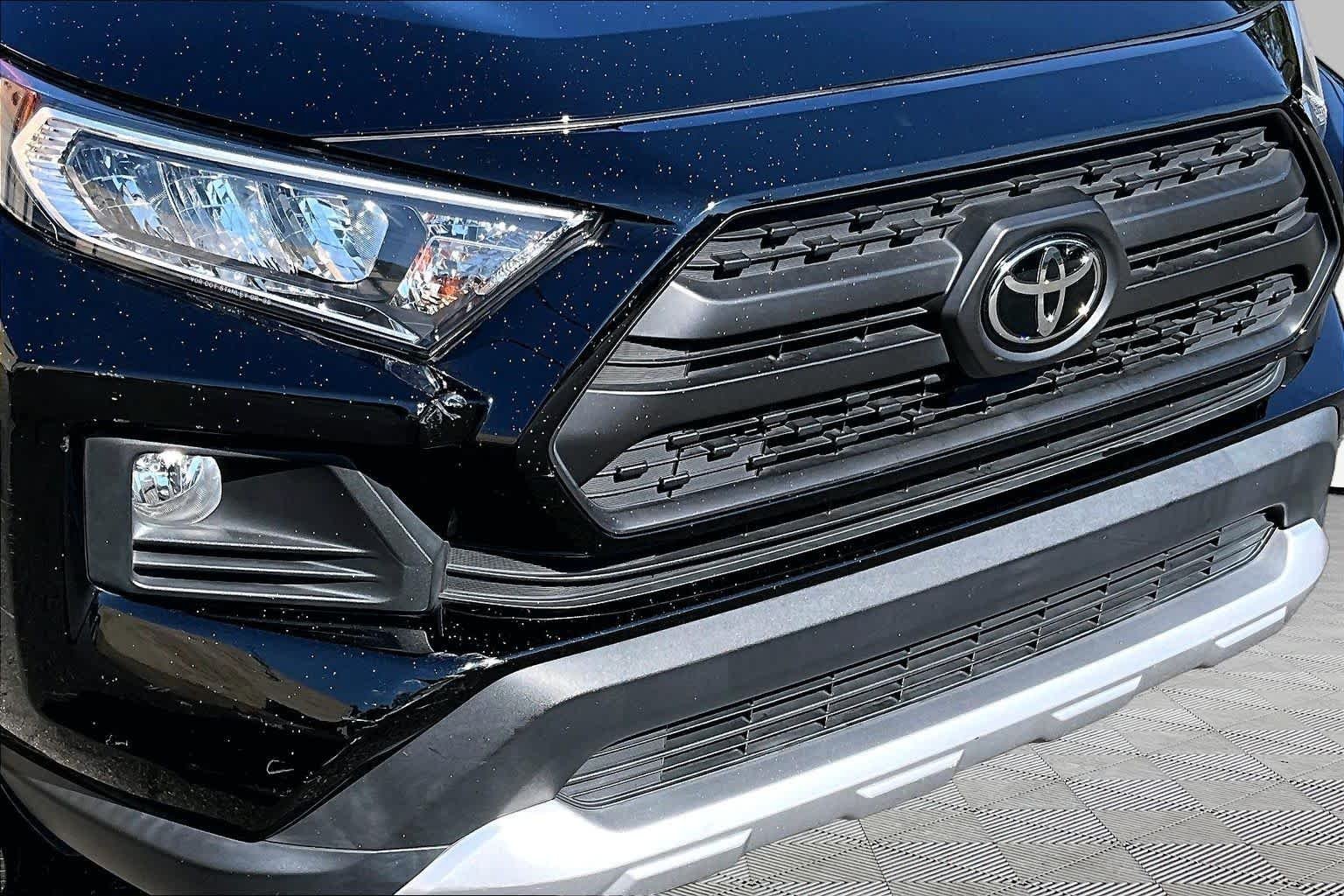 Used 2021 Midnight Black Metallic Toyota Adventure image 30