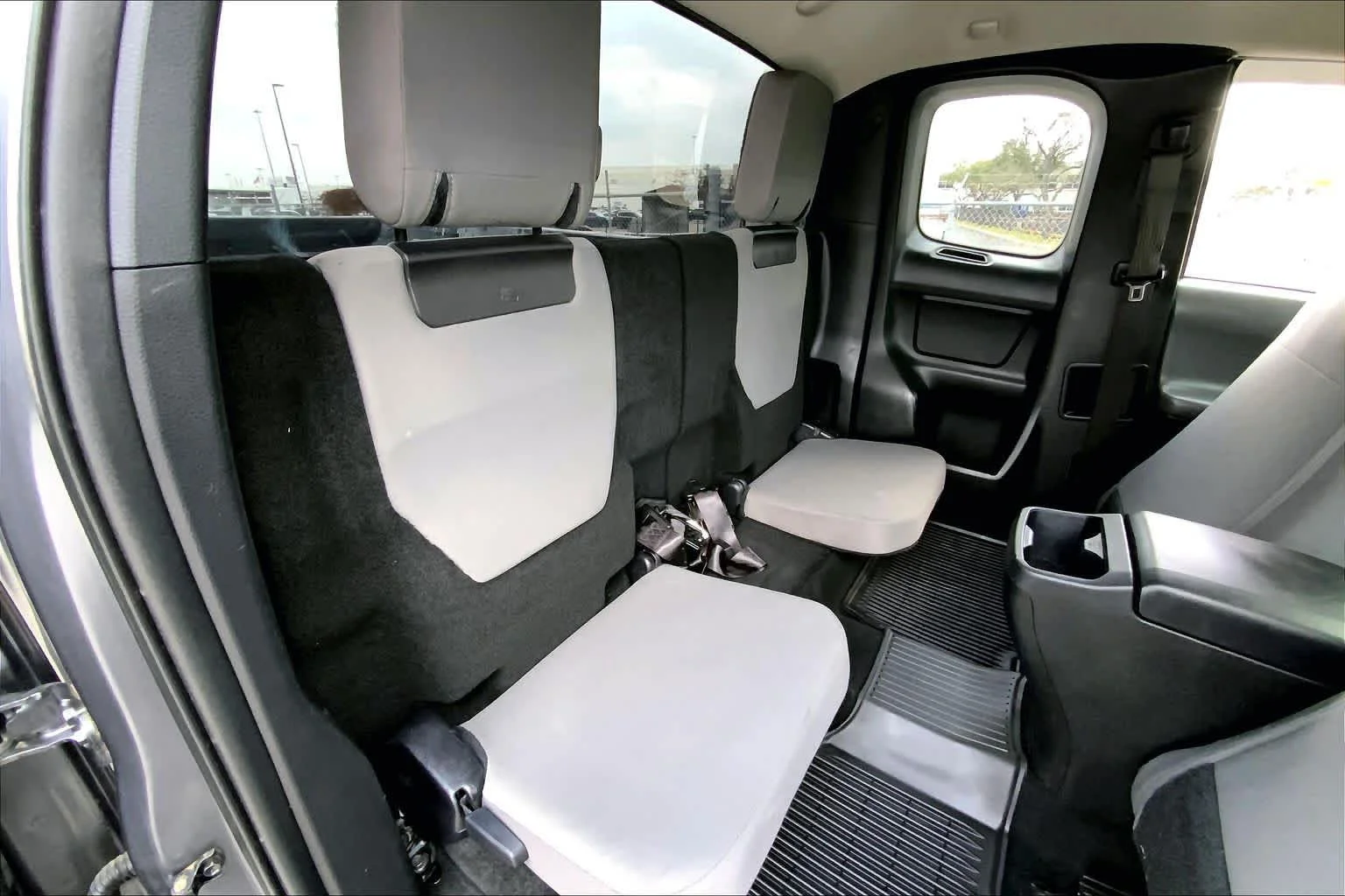 Used 2020 Magnetic Gray Metallic Toyota SR image 19