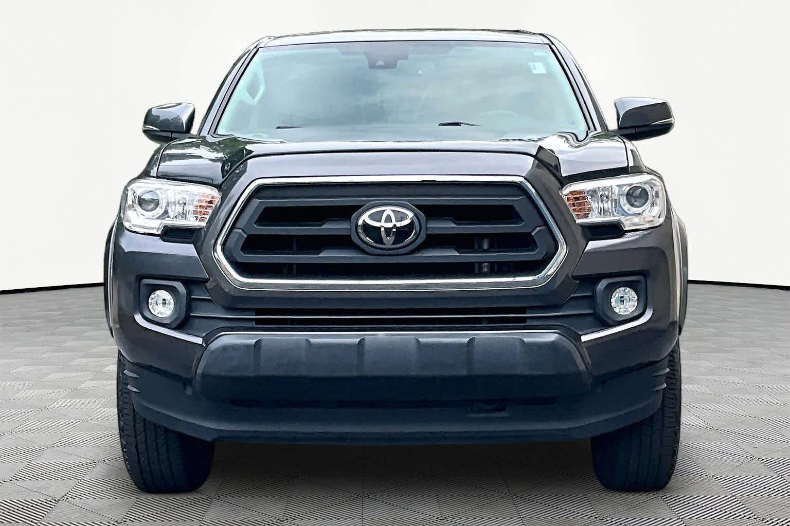 Certified Used 2022 Magnetic Gray Metallic Toyota SR5 image 4