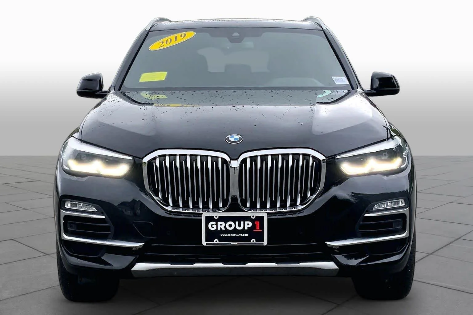 Certified Used 2019 Jet Black BMW xDrive40i image 8