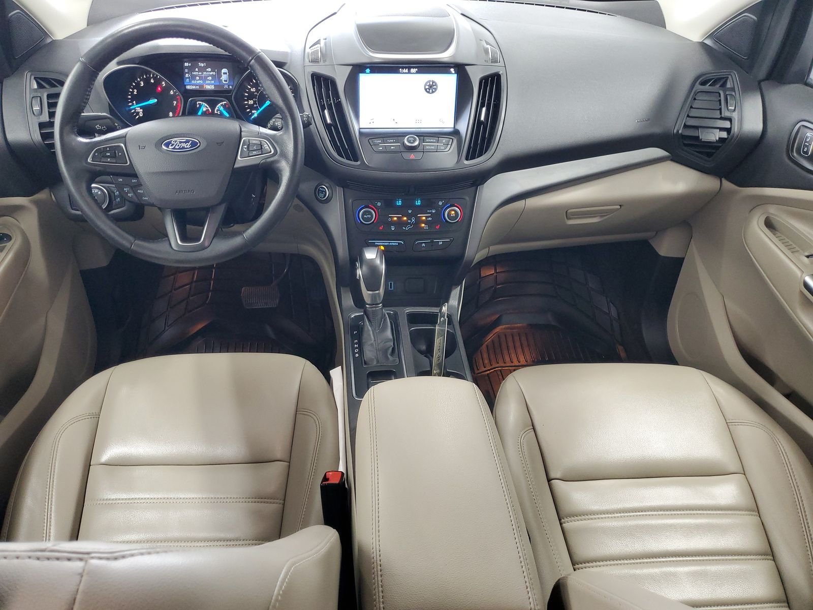 Used 2019 Gray Ford SEL image 27