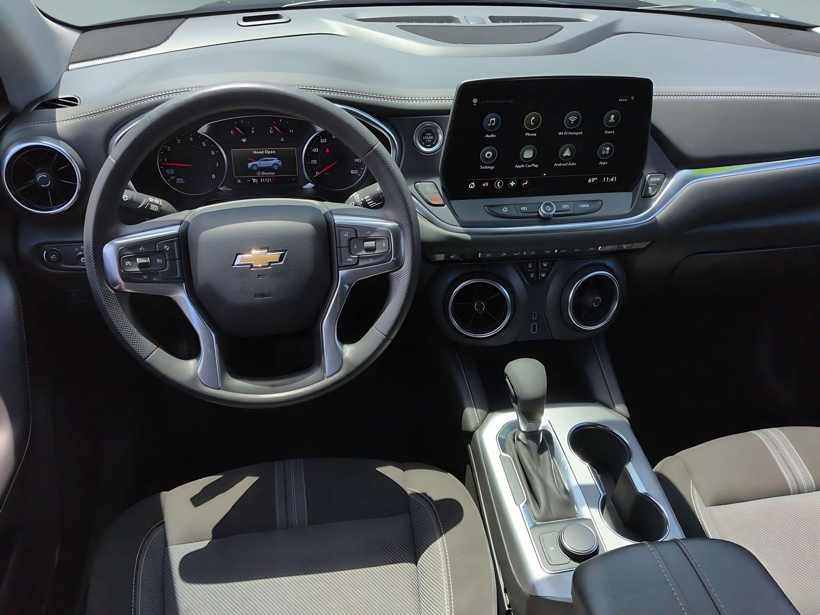 Used 2025 Sterling Gray Metallic Chevrolet 2LT image 21