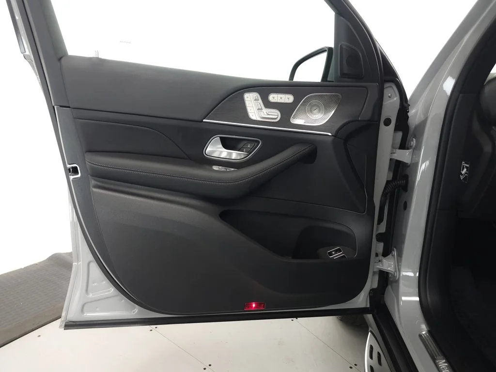 Used 2025 MANUFAKTUR Alpine Gray Mercedes-Benz GLE 450e image 5
