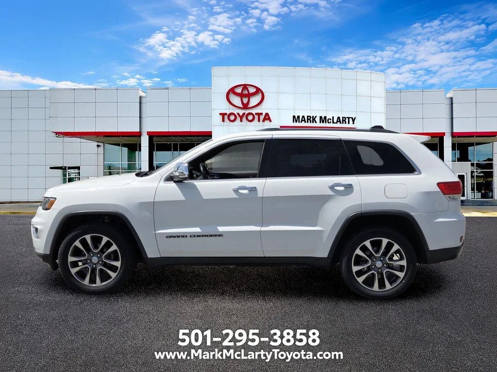Used 2018 White Jeep Limited image 2