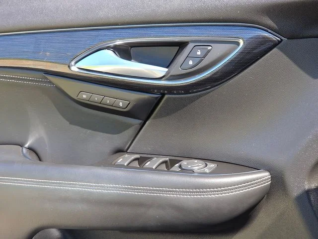 Used 2023 White Buick Essence image 27