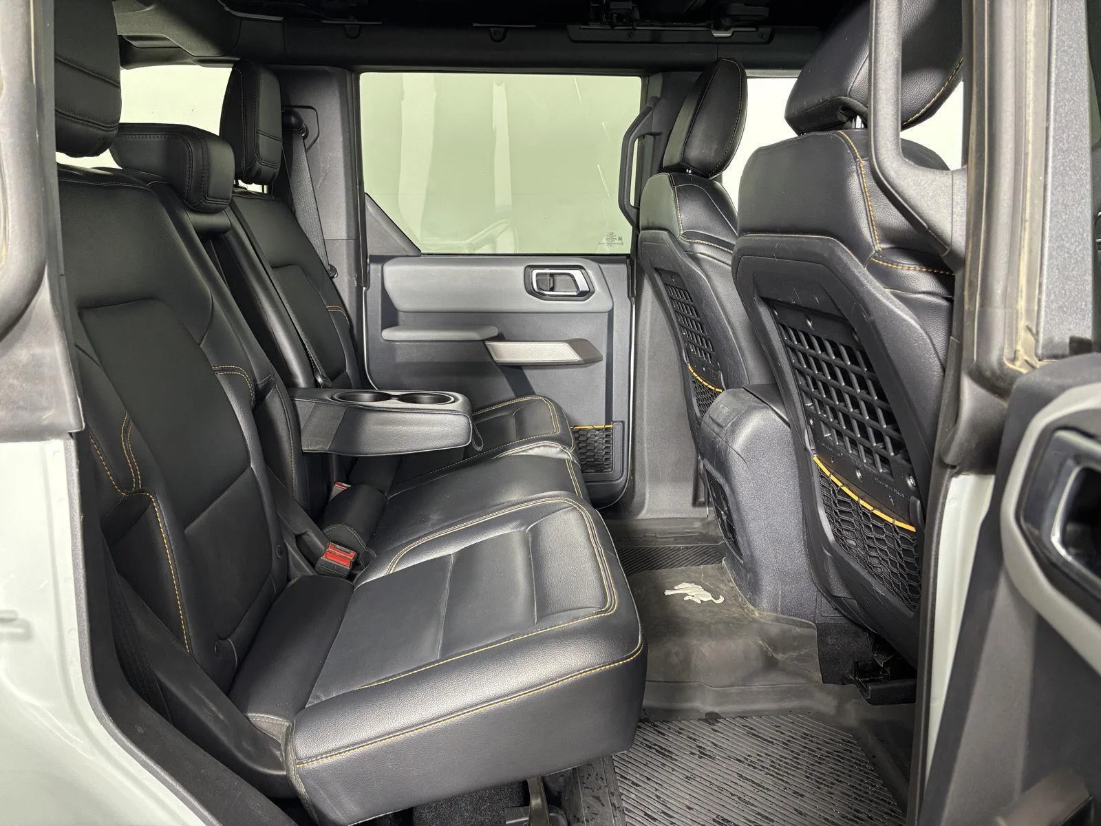 Used 2023 Cactus Gray Ford Badlands image 18