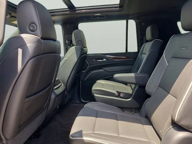 Used 2023 Black Raven Cadillac Premium Luxury image 9