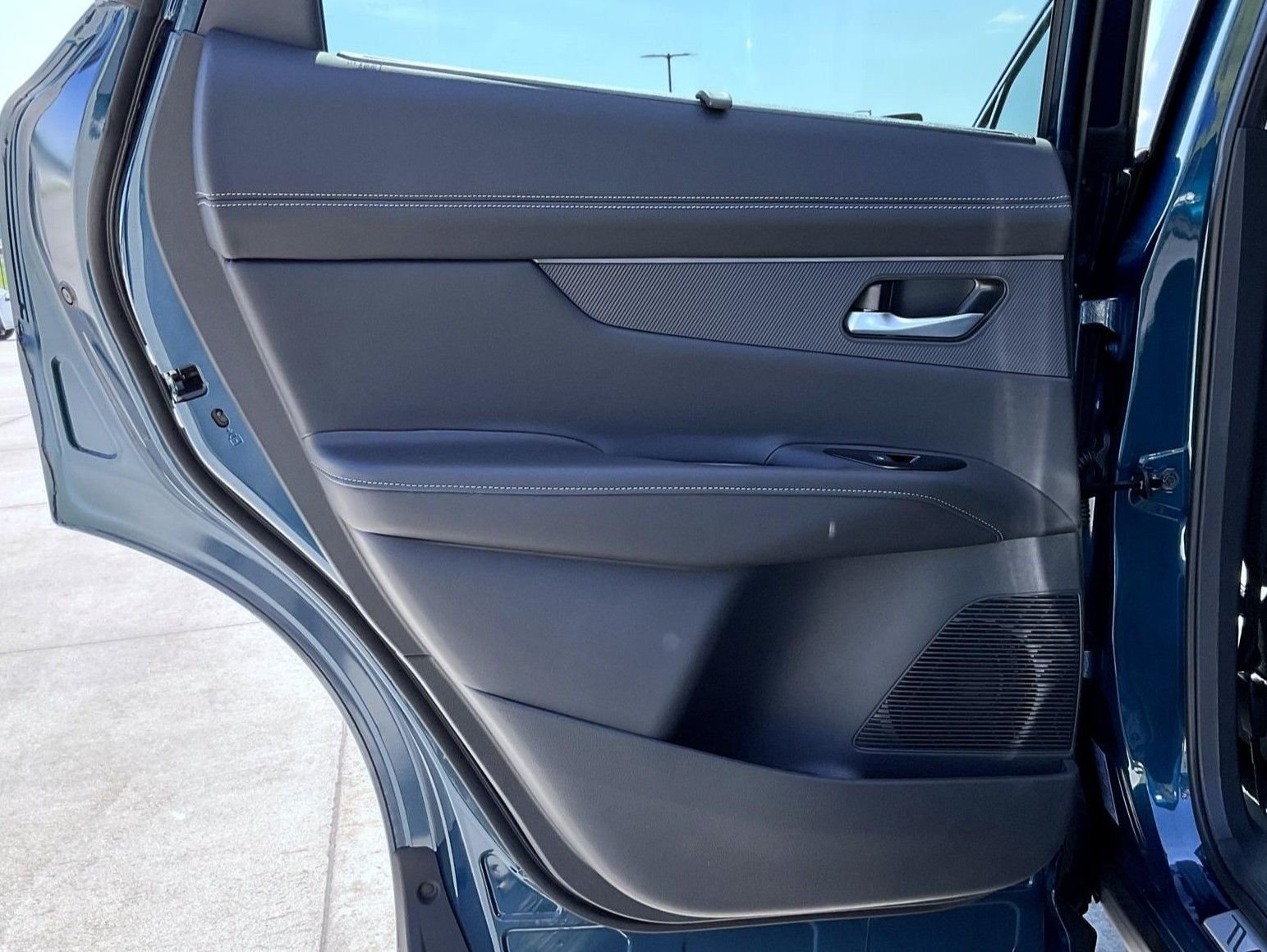 New 2026 Aurora Blue Pearl Metallic Nissan Platinum image 21
