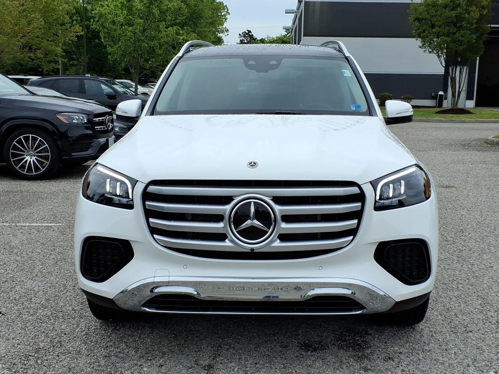 New 2026 WHITE Mercedes-Benz GLS 450 image 2