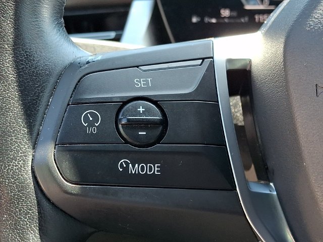 Used 2023 White BMW xDrive28i image 24