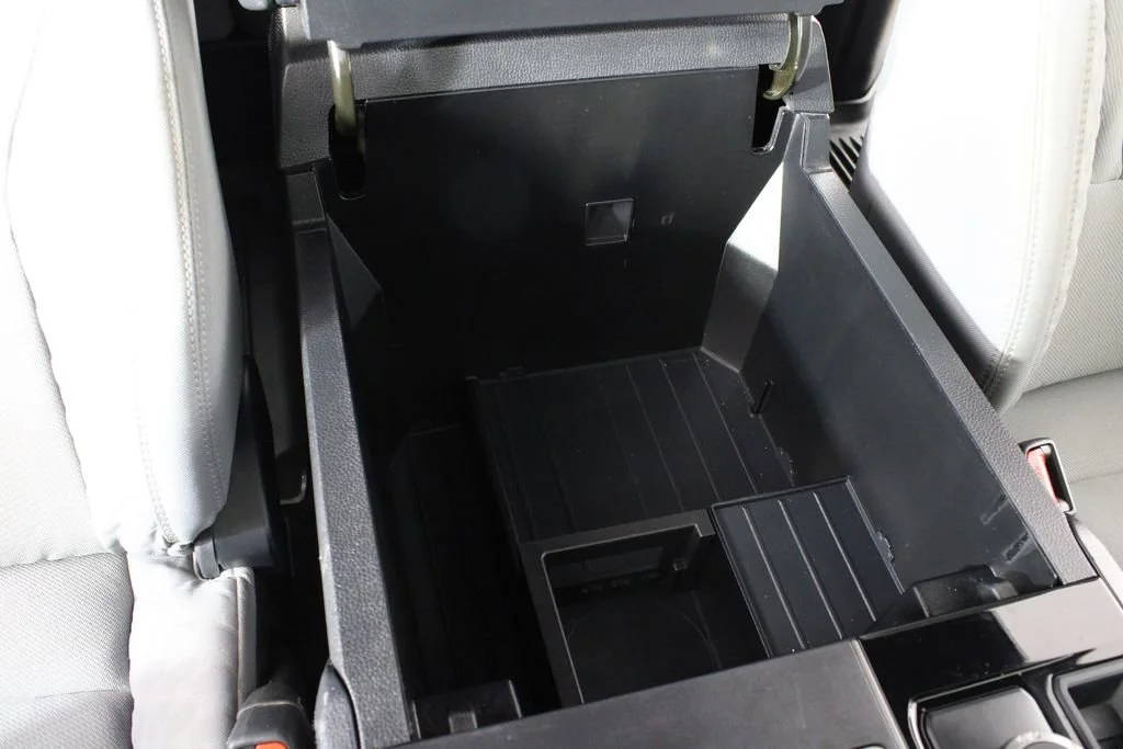 Used 2025 White Toyota SR image 18